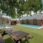 Apartment F Tamaide *