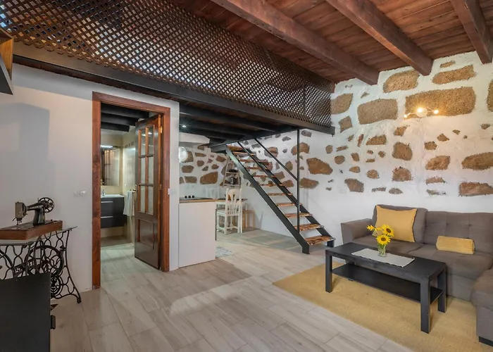 F Tamaide Apartamento *